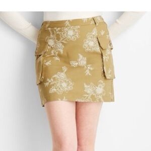 Future collective floral cargo skirt